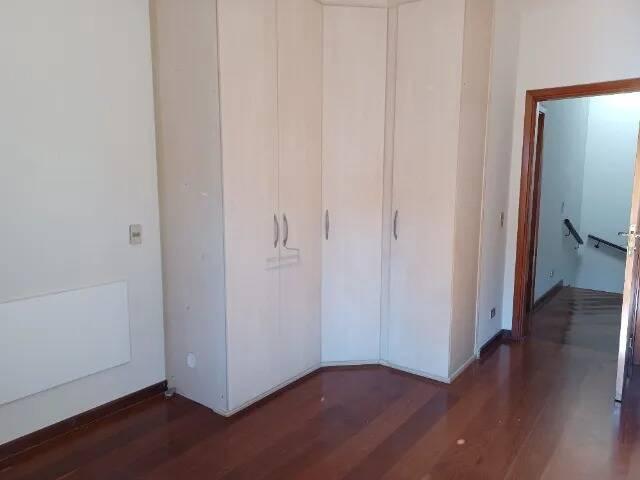Casa para Venda em Santana de Parnaíba - 5