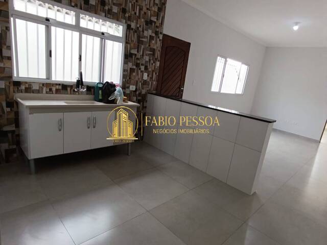 Casa para Venda em Itaquaquecetuba - 4